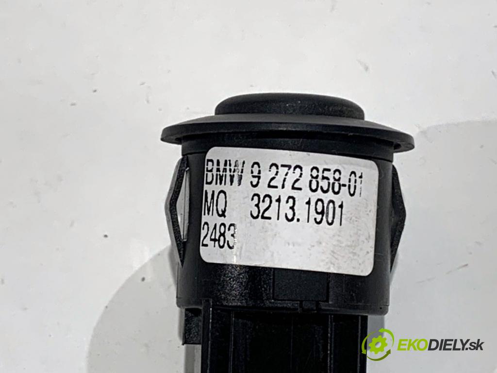 BMW F07 liftback 2013 135 kW 520 d 1995 vypínač přepínač tažného oka 9272858