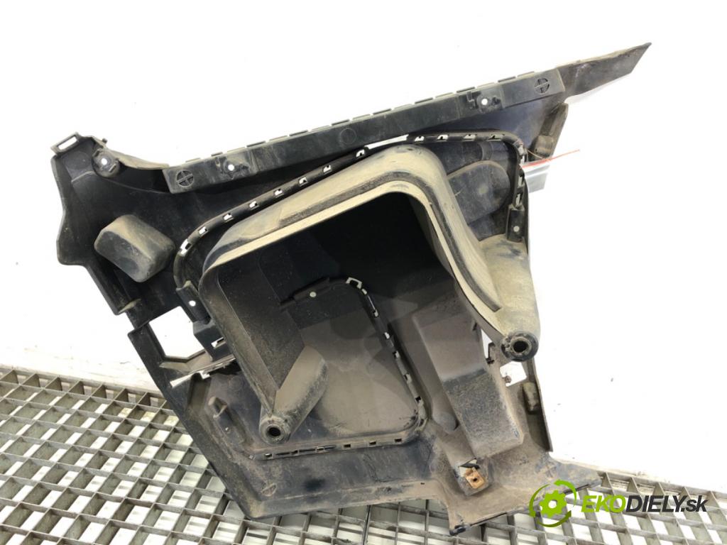 BMW F07 liftback 2013 135 kW 520 d 1995 Úchyt nárazníka ľavy zad 7201217
