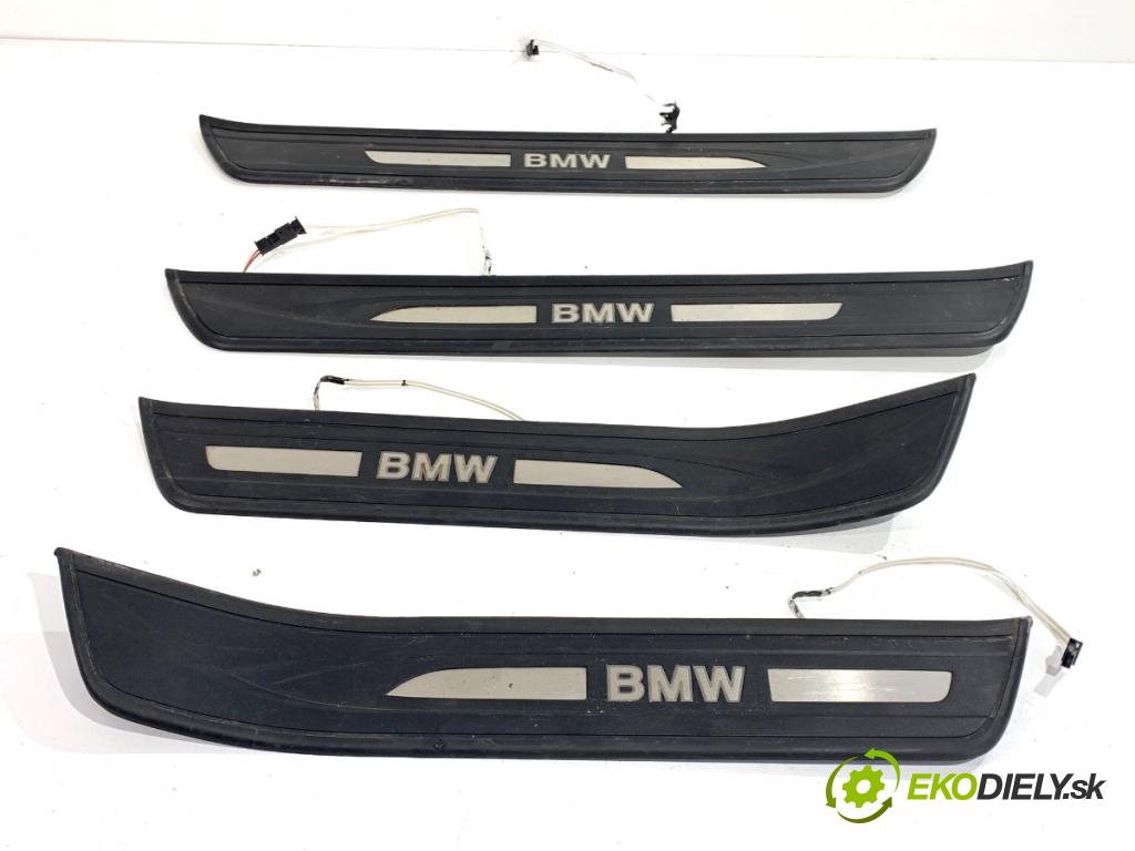 BMW F07 liftback 2013 135 kW 520 d 1995 lišty gumy pedálu PROGOWE LED 7193470