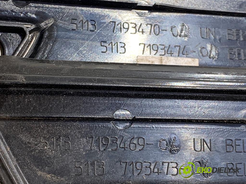 BMW F07 liftback 2013 135 kW 520 d 1995 lišty gumy pedálu PROGOWE LED 7193470