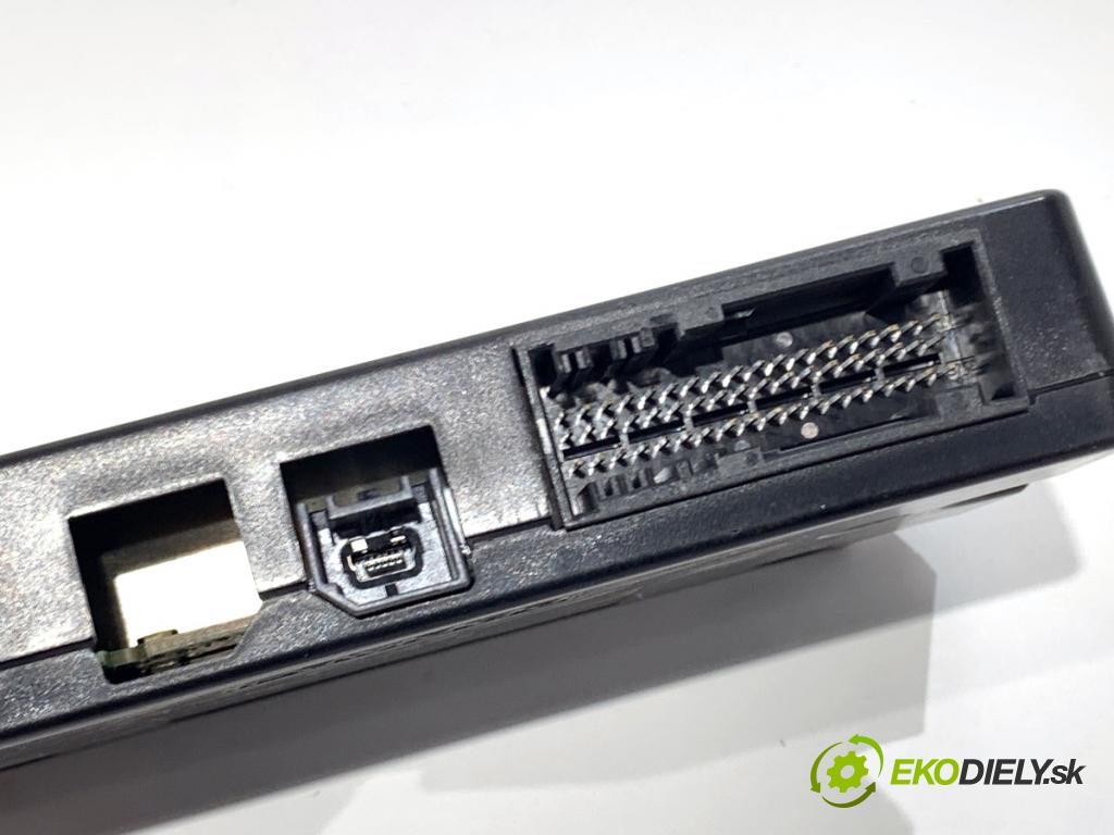 FORD FIESTA MK7 liftback 2015 70 kW 1.5 TDCi 1499 Modul BLUETOOTH D1BT-14D212-LA (Riadiaca jednotka ostatné)