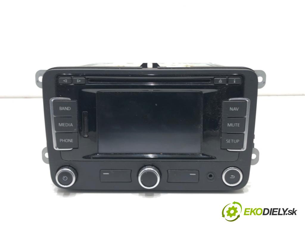 VW PASSAT B7 sedan 2015 125 kW 1.8 TSI 1798 RADIO Navigácia 1K0035274P (Audio zariadenie)