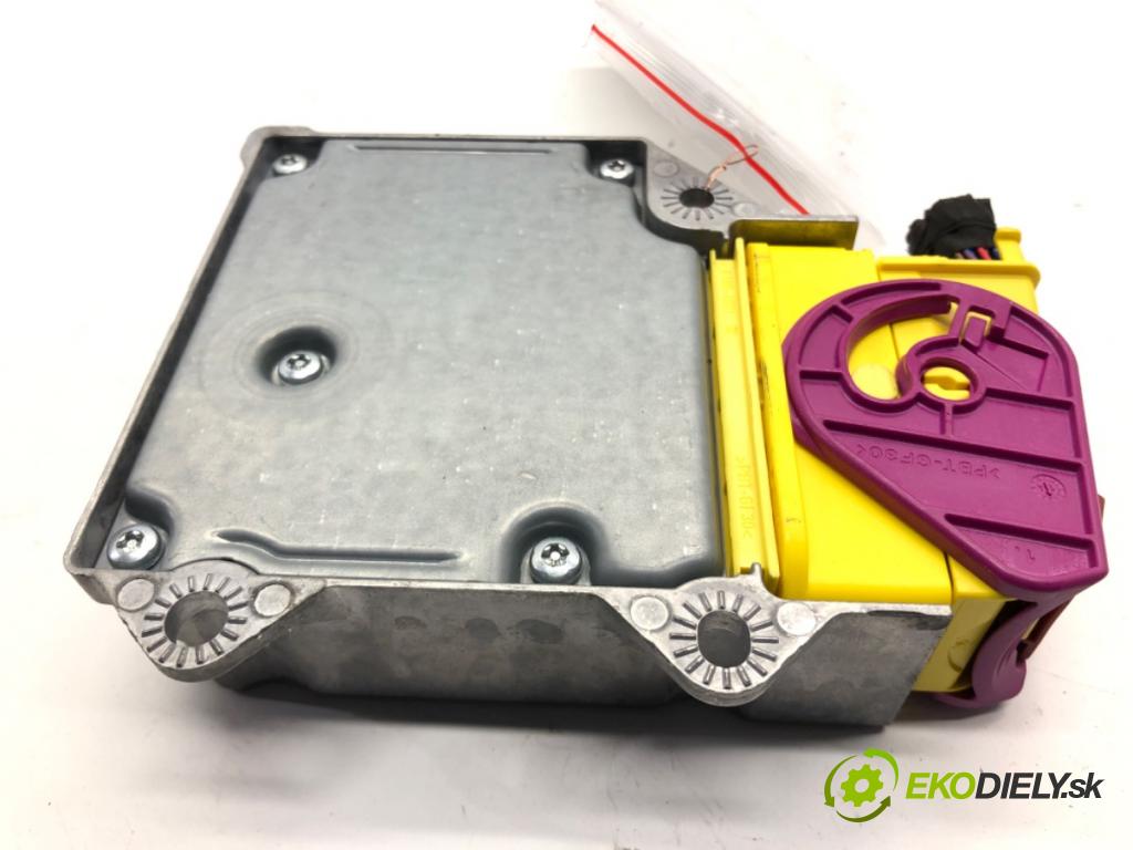 VW PASSAT B7 sedan 2015 125 kW 1.8 TSI 1798 senzor airbag 5C0959655AB (Snímač)