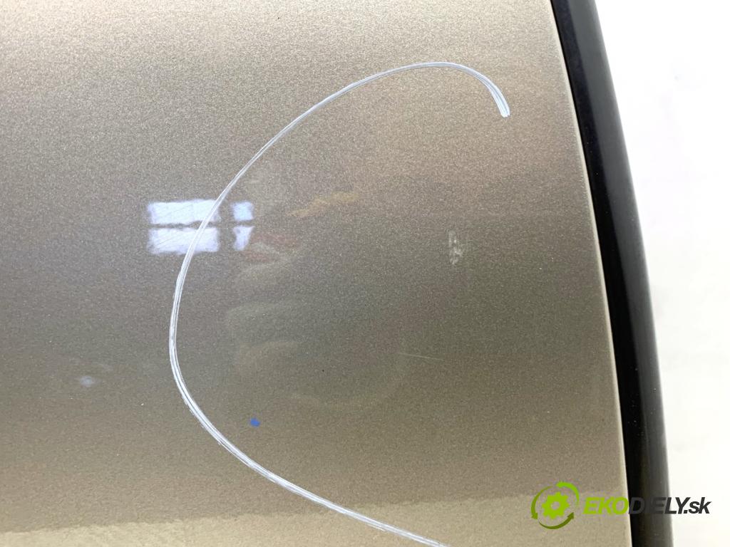 AUDI A8 D4 sedan 2011 258 kW 4.2 TDI quattro 4134 Dvere pravy zad