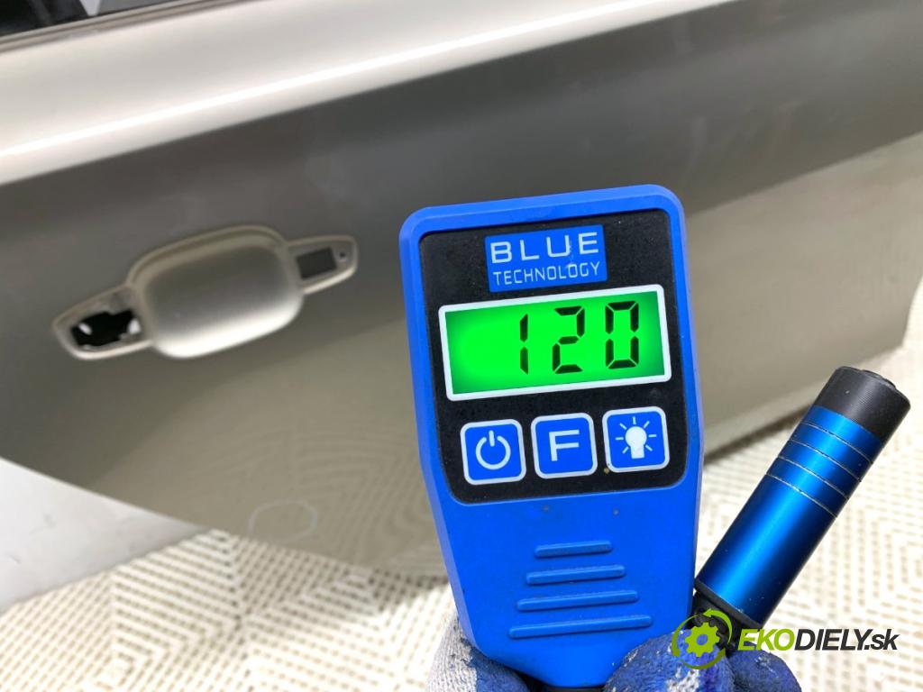 AUDI A8 D4 sedan 2011 258 kW 4.2 TDI quattro 4134 Dvere pravy zad