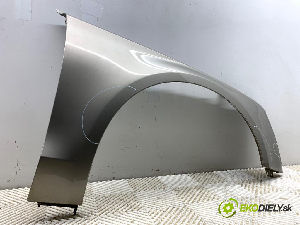 AUDI A8 D4 sedan 2011 258 kW 4.2 TDI quattro 4134 Blatník pravy predný