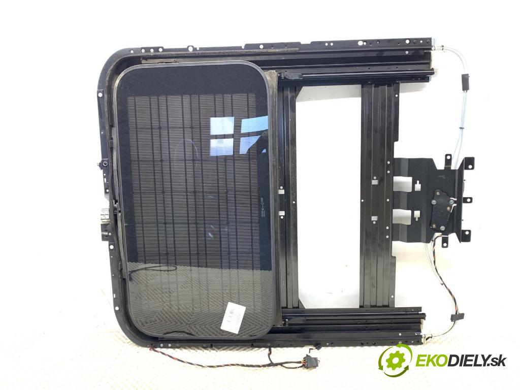 AUDI A8 D4 sedan 2011 258 kW 4.2 TDI quattro 4134 střešní okno 4H0959591 (Sklo karoserie)