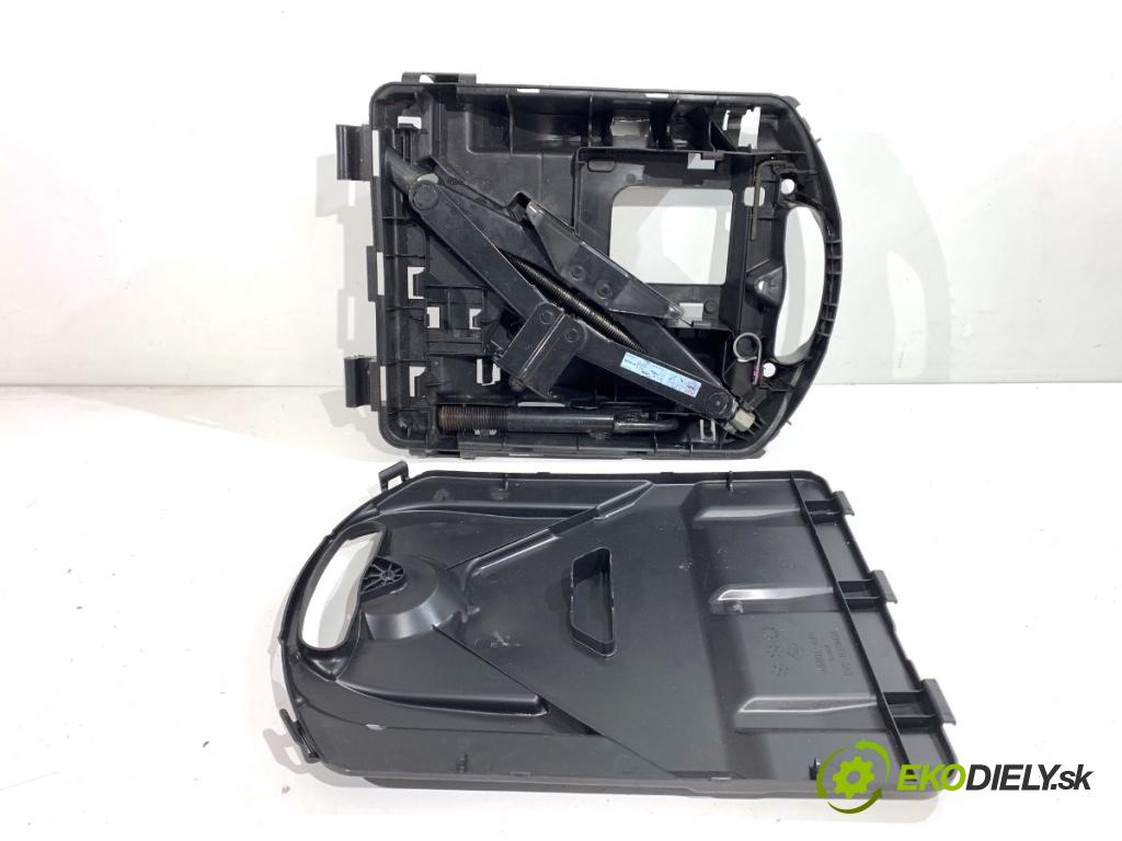 OPEL VIVARO B Autobus 2019 89 kW 1.6 CDTI (06) 1598 Súprava náradia 93868419