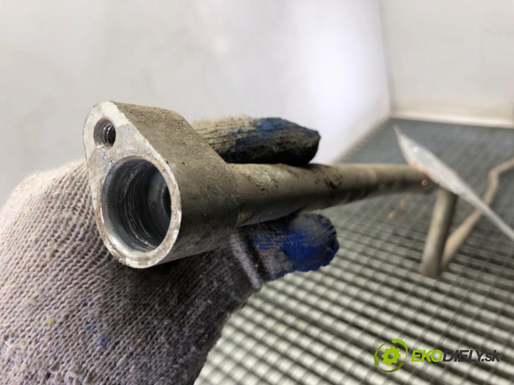 OPEL VIVARO B Autobus 2019 89 kW 1.6 CDTI (06) 1598 rúrka klimatizácie 924622085R (Rúrka klimatizácie)