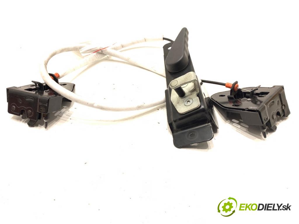 OPEL VIVARO B Autobus 2019 89 kW 1.6 CDTI (06) 1598 zámok Dvere zadných pravy 8200006260