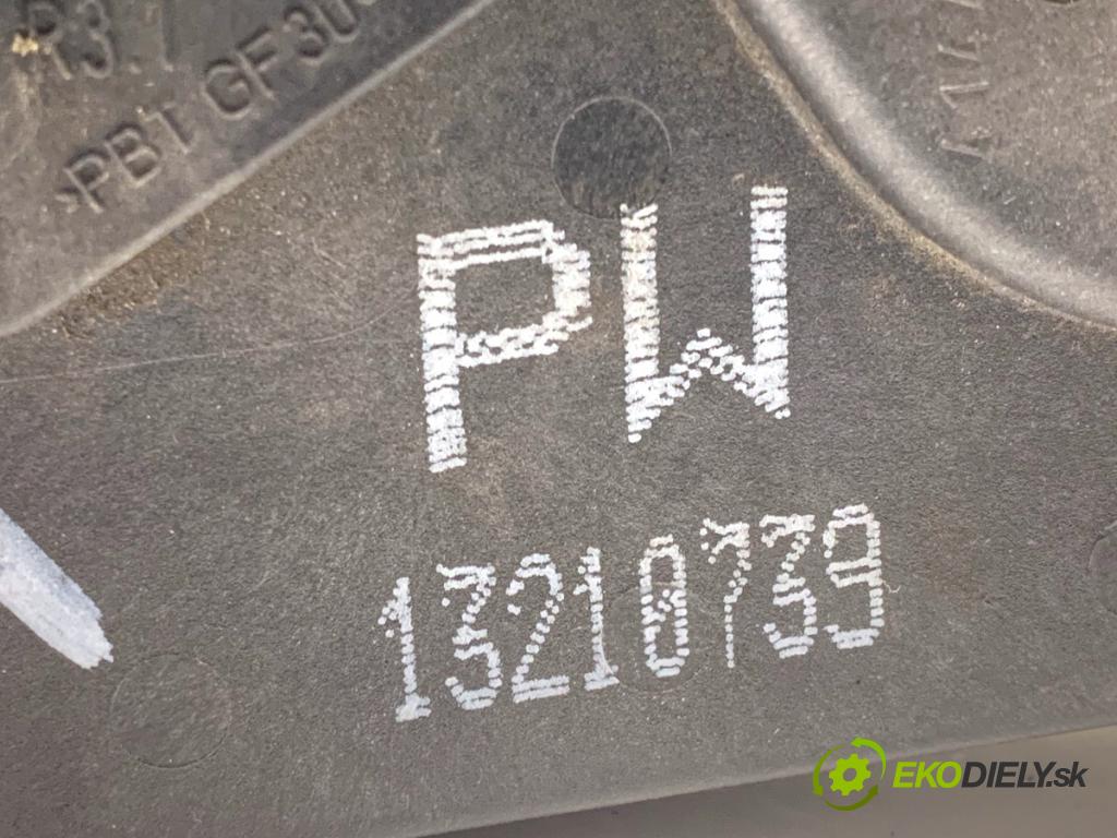OPEL ZAFIRA B nadwozie wielkoprzestrzenne (MPV) 2006 88 kW 1.9 CDTI (M75) 1910 zámok Dvere pravy zad 13210739