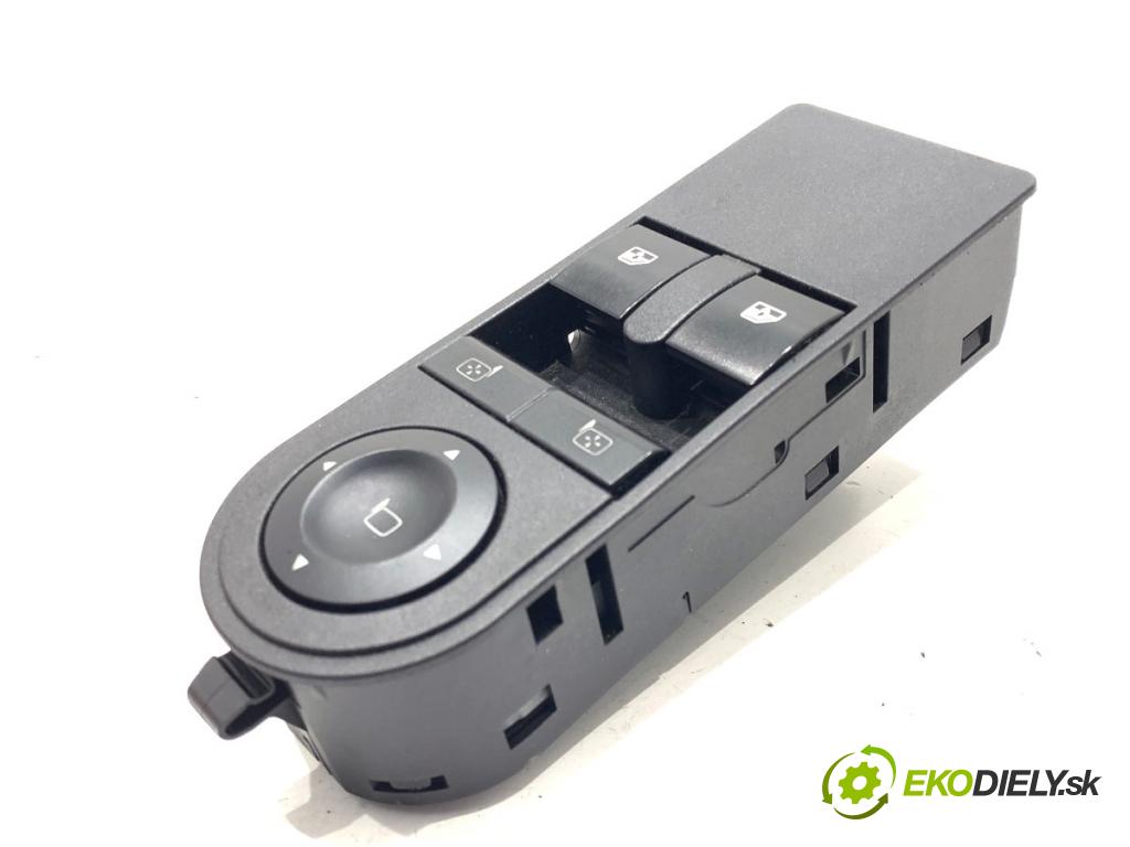 OPEL ZAFIRA B nadwozie wielkoprzestrzenne (MPV) 2006 88 kW 1.9 CDTI (M75) 1910 Prepínač okien  (Prepínacie páčky pod volantom)
