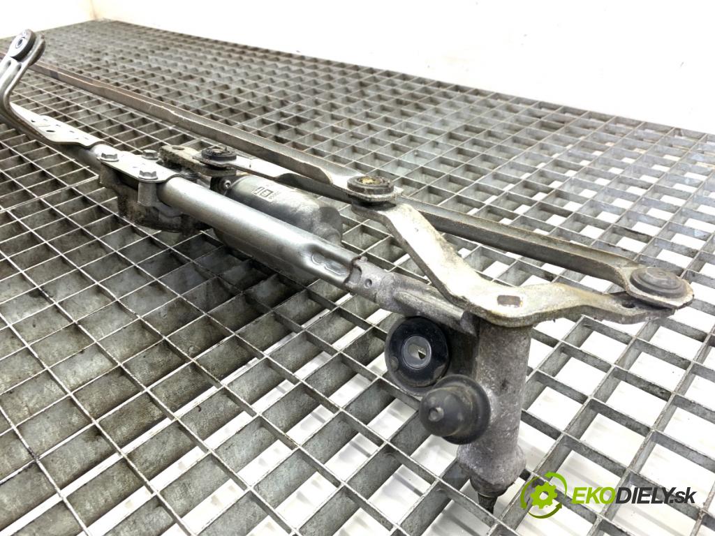 OPEL ZAFIRA B nadwozie wielkoprzestrzenne (MPV) 2006 88 kW 1.9 CDTI (M75) 1910 Mechanizmus stieračov predný 404976 (Motorček stieračov predný)