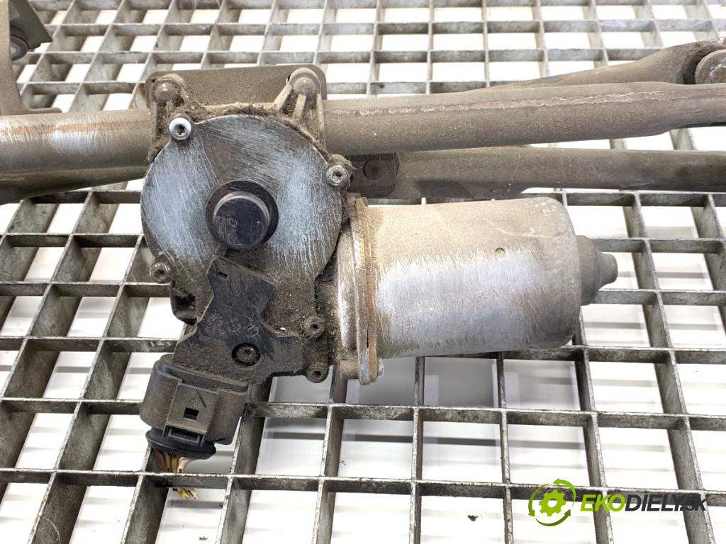 OPEL ZAFIRA B nadwozie wielkoprzestrzenne (MPV) 2006 88 kW 1.9 CDTI (M75) 1910 Mechanizmus stieračov predný 404976 (Motorček stieračov predný)