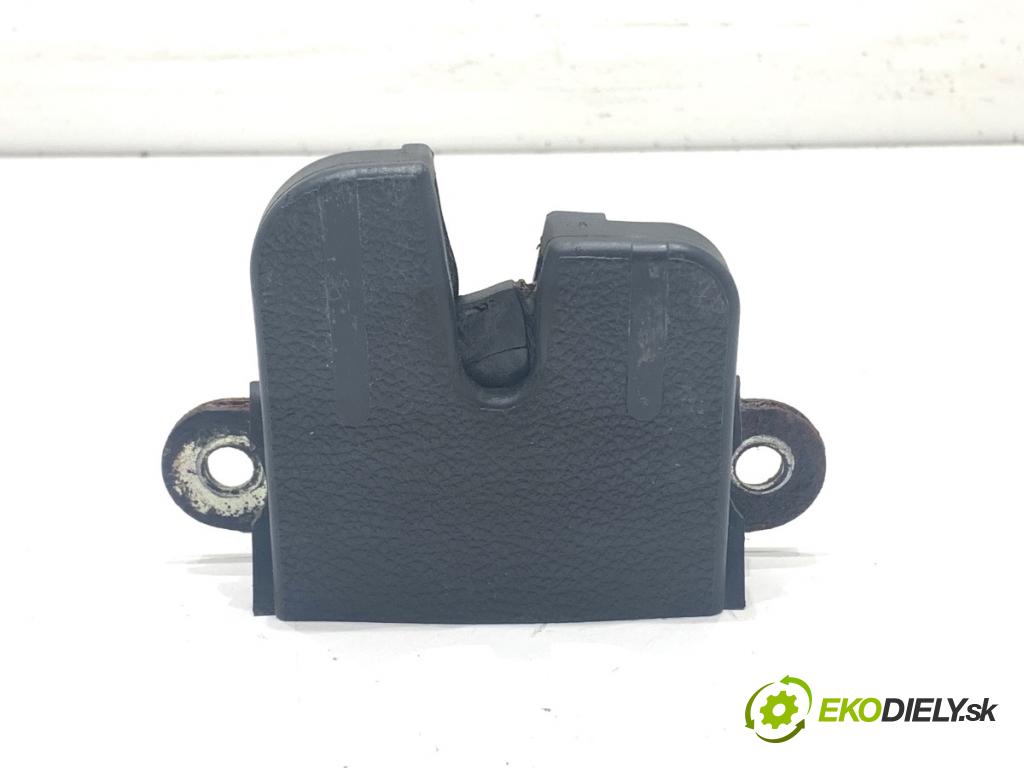 VW GOLF V liftback 2004 77 kW 1.9 TDI 1896 zámok dverí zad 1K6827505B