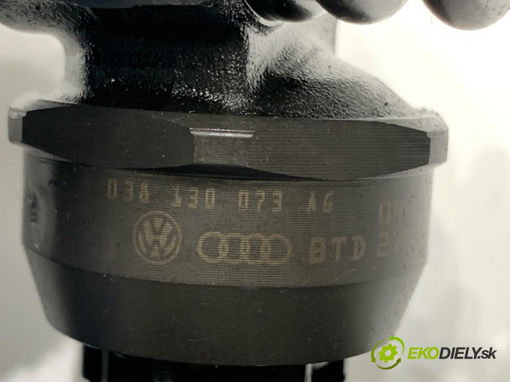 VW GOLF V liftback 2004 77 kW 1.9 TDI 1896 vstřikovací ventily 038130073AG