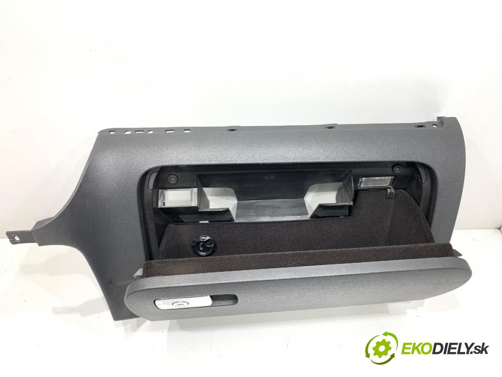 VW GOLF V liftback 2004 77 kW 1.9 TDI 1896 Priehradka, kastlík spolujazdca 1K1857290 (Priehradka (kastlík))