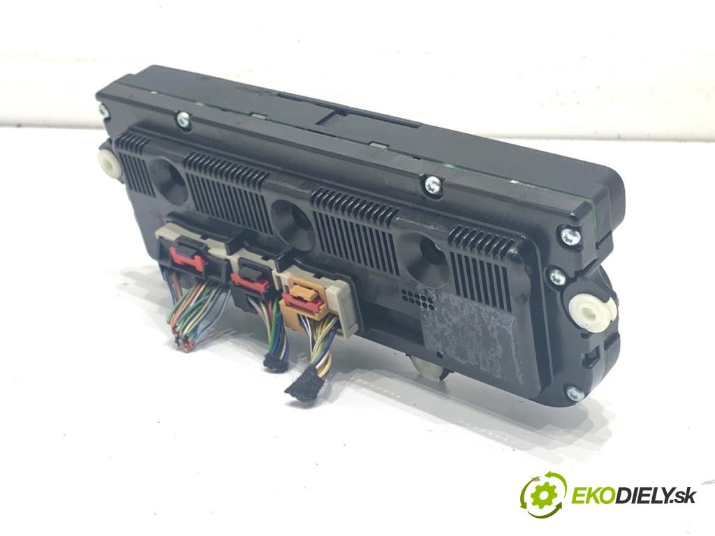 VW GOLF V liftback 2004 77 kW 1.9 TDI 1896 Panel ovládania kúrenia  (Prepínacie páčky pod volantom)