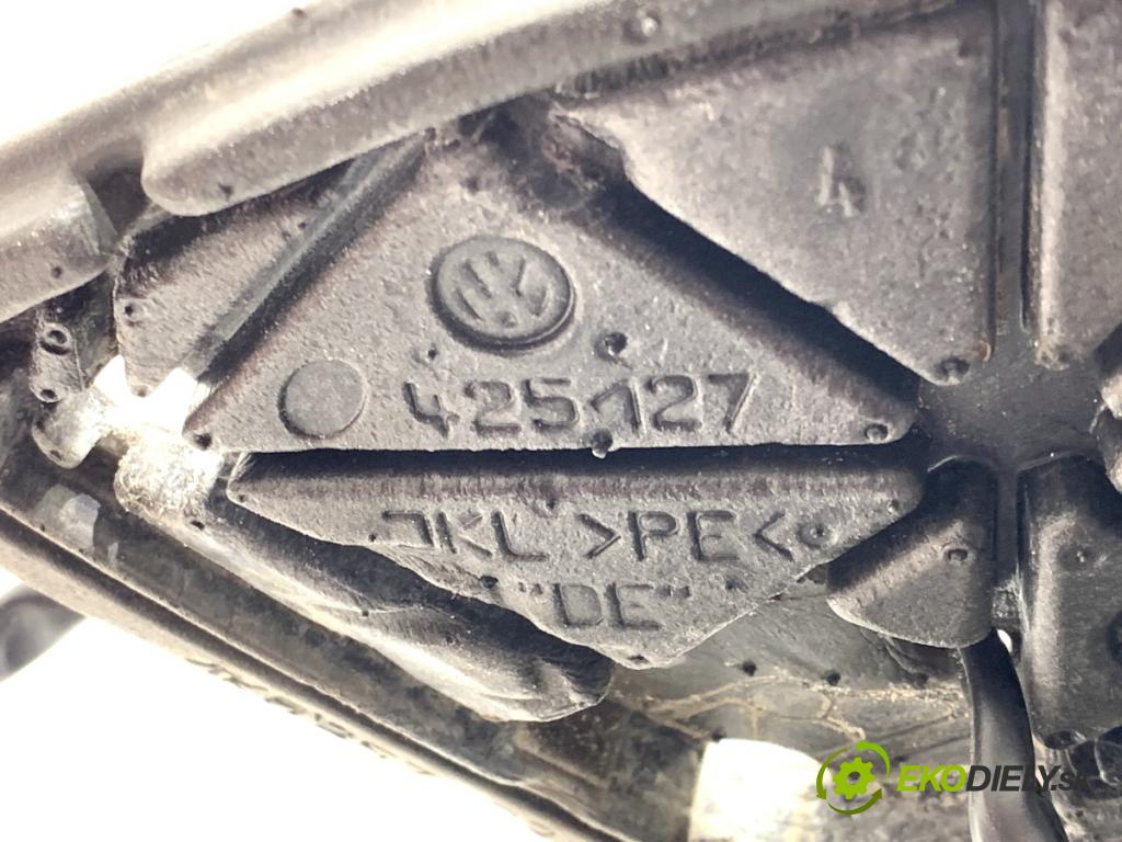 VW GOLF V liftback 2004 77 kW 1.9 TDI 1896 Spätné zrkadlo ľavy