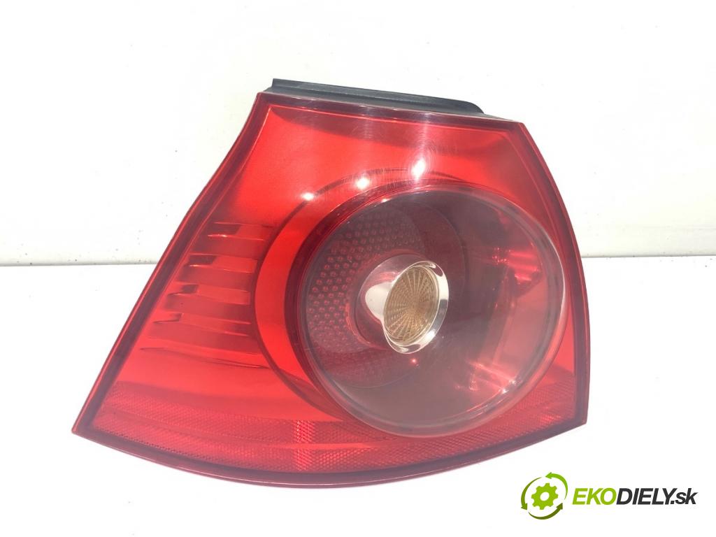VW GOLF V liftback 2004 77 kW 1.9 TDI 1896 Svetlo ľavy zad 1K6945095G