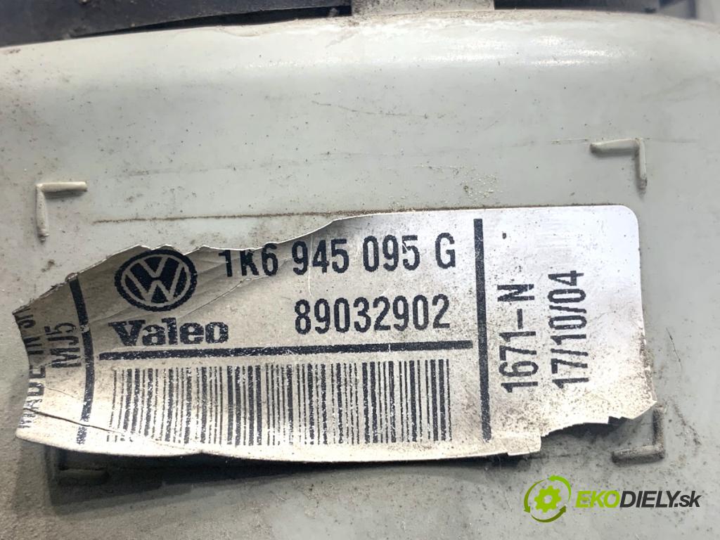 VW GOLF V liftback 2004 77 kW 1.9 TDI 1896 Svetlo ľavy zad 1K6945095G