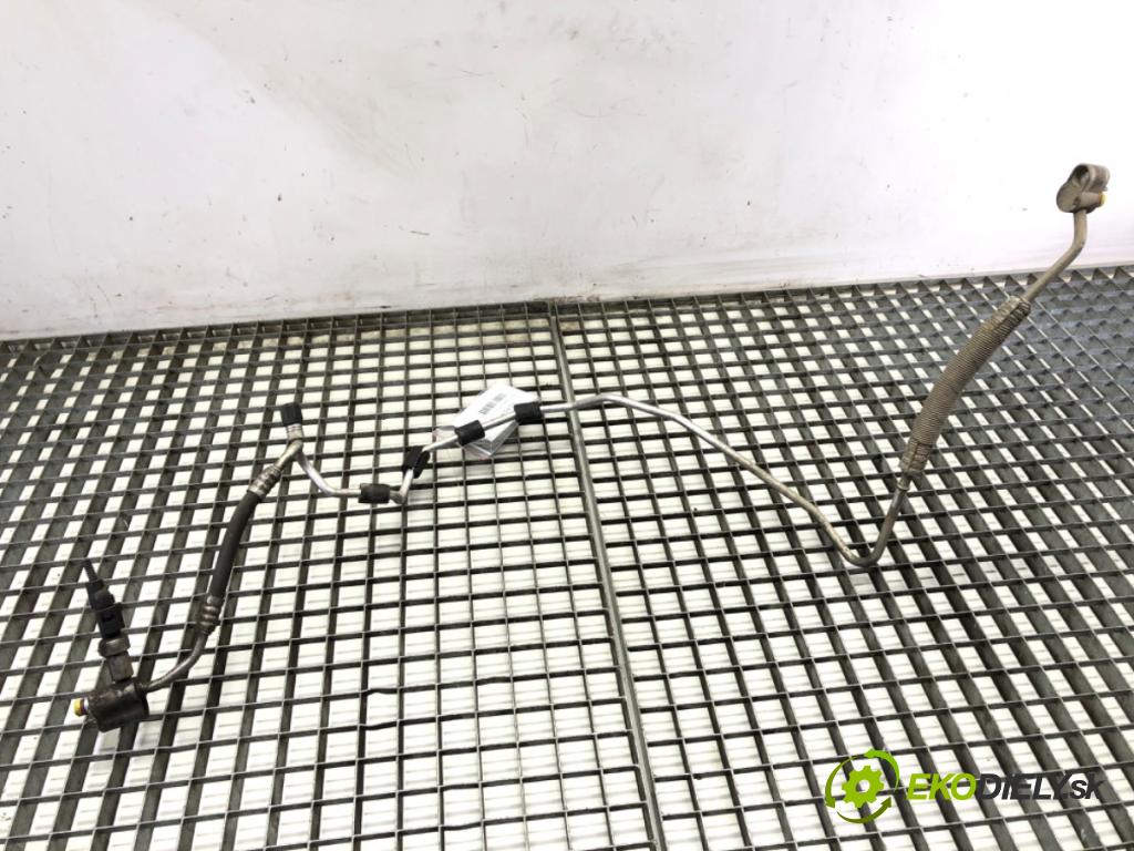 VW GOLF V liftback 2004 77 kW 1.9 TDI 1896 rúrka klimatizace 1K0820741AC (Trubka klimatizace)