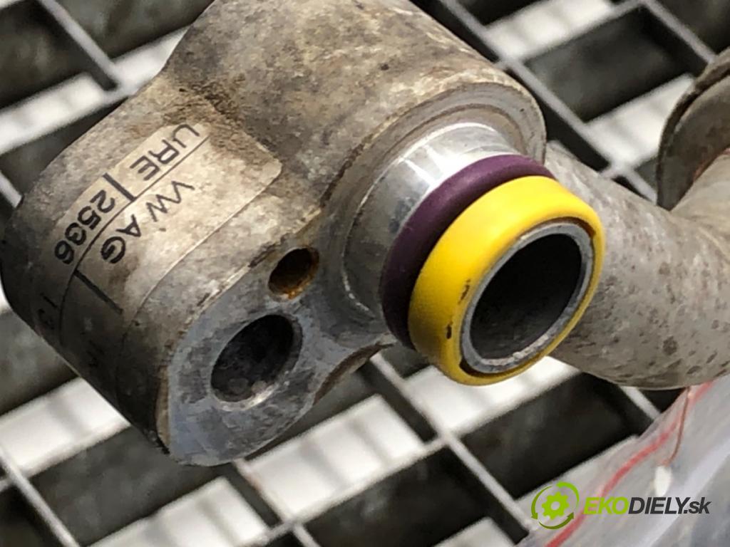 VW GOLF V liftback 2004 77 kW 1.9 TDI 1896 rúrka klimatizace 1K0820743AM (Trubka klimatizace)