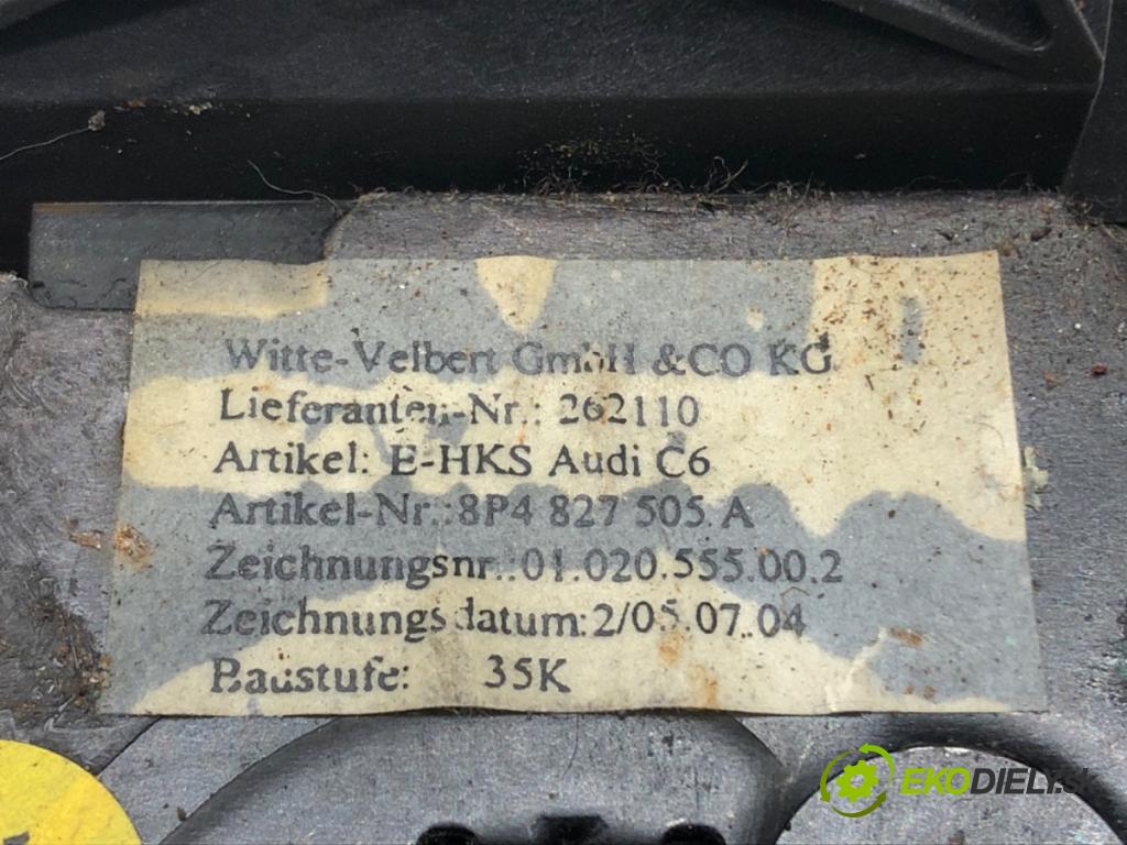 AUDI A4 B7 Kombi 2005 103 kW 2.0 TDI 1968 zámok dverí zad 8P4827505A