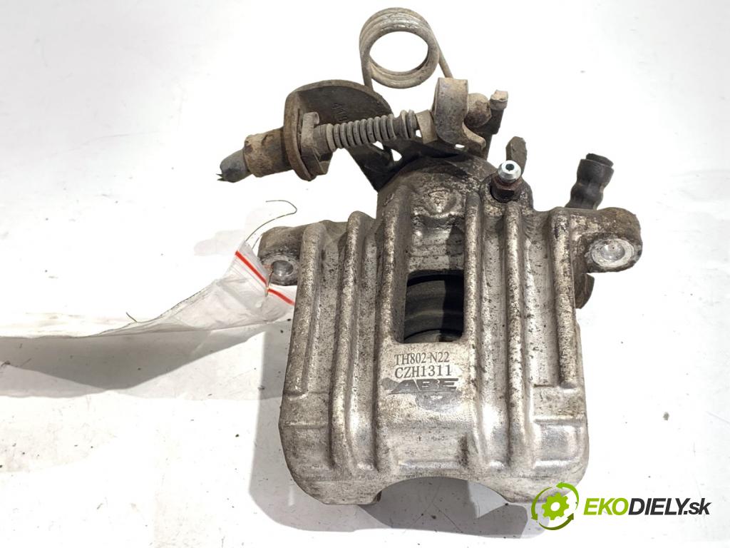 AUDI A4 B7 Kombi 2005 103 kW 2.0 TDI 1968 Brzdič strmeň pravy zad 