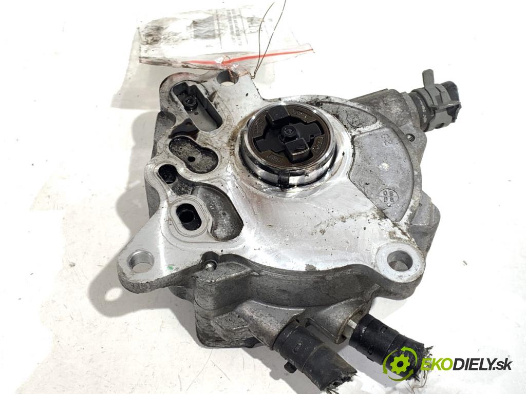 AUDI A4 B7 Kombi 2005 103 kW 2.0 TDI 1968 Pumpa vákuová 03G145209D
