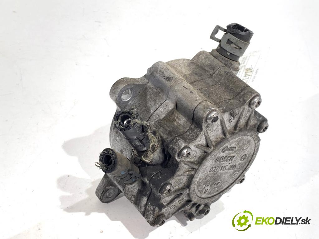 AUDI A4 B7 Kombi 2005 103 kW 2.0 TDI 1968 Pumpa vákuová 03G145209D