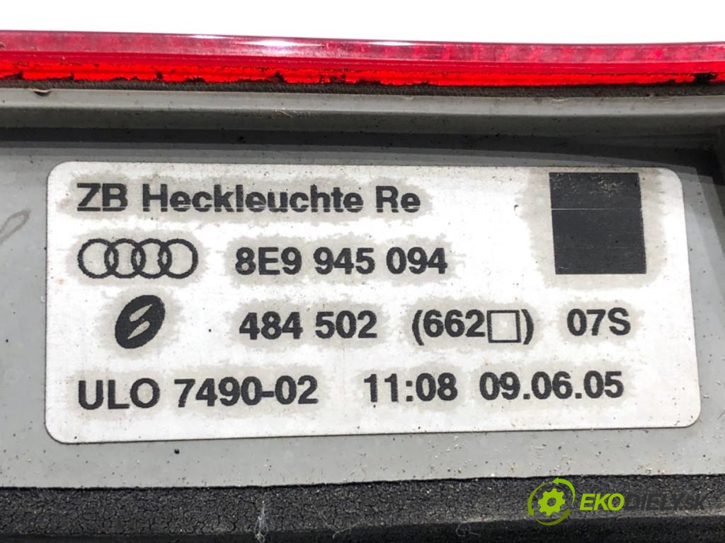 AUDI A4 B7 Kombi 2005 103 kW 2.0 TDI 1968 Svetlo zad pravá vnútorná 8E9945094 (Kľučka dverí ostatné)