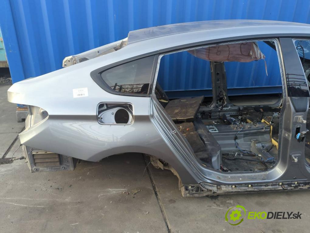 BMW F07 liftback 2013 135 kW 520 d 1995 KAROSERIA ČTVRŤÁK blatník zadní část levý pravý práh střecha PODŁUŻNICA levý pravý