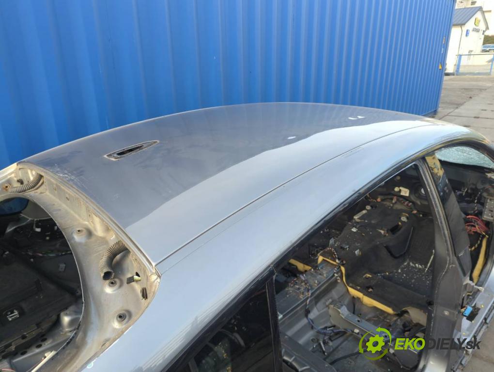 BMW F07 liftback 2013 135 kW 520 d 1995 KAROSERIA ČTVRŤÁK blatník zadní část levý pravý práh střecha PODŁUŻNICA levý pravý