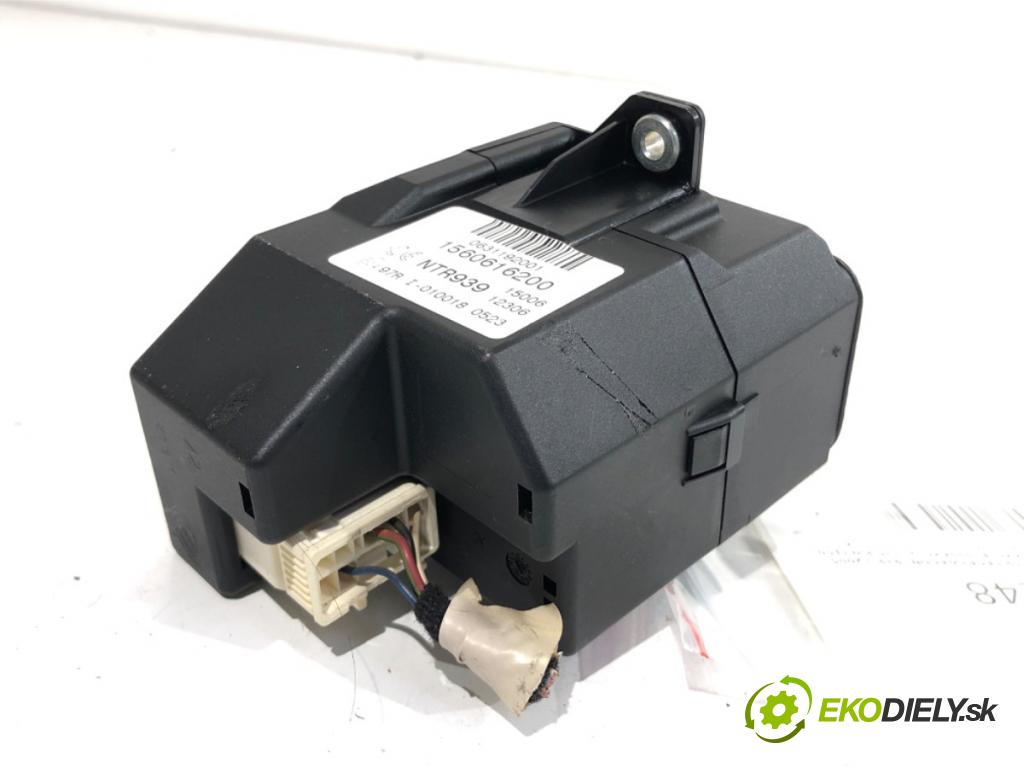 ALFA ROMEO 159 sedan 2006 110 kW 1.9 JTDM 16V (939AXC1B, 939AXC12) 1910 spinačka 1560616200 (Spínacia skrinka)