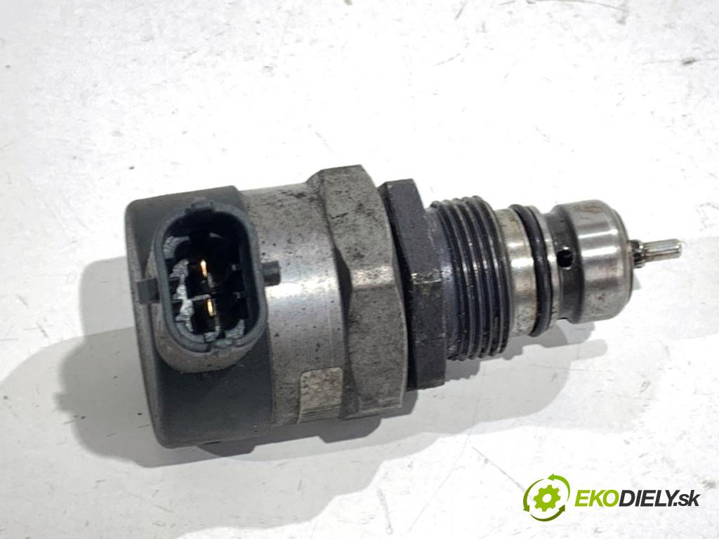 ALFA ROMEO 159 sedan 2006 110 kW 1.9 JTDM 16V (939AXC1B, 939AXC12) 1910 Regulátor tlaku paliva 0281002507 (Palivový systém ostatní)