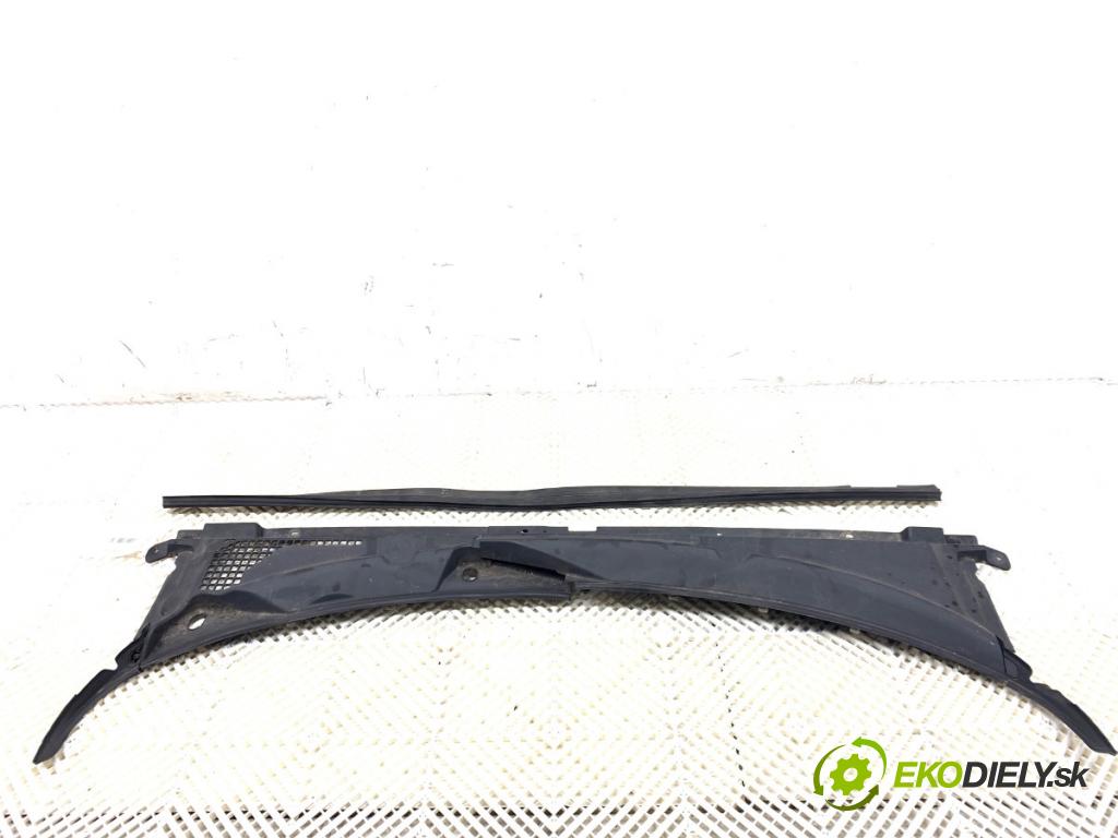 ALFA ROMEO 159 sedan 2006 110 kW 1.9 JTDM 16V (939AXC1B, 939AXC12) 1910 Torpédo, plast pod čelné okno 156063371 (Torpédo (plast pod čelným sklom))