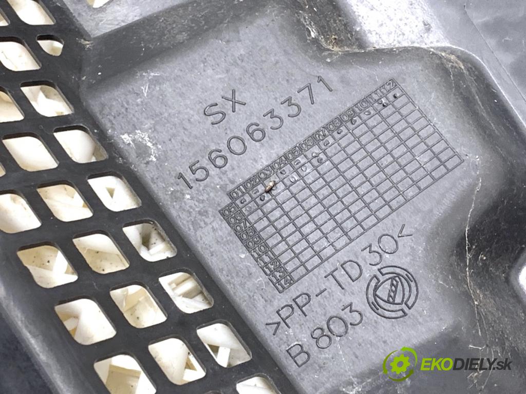 ALFA ROMEO 159 sedan 2006 110 kW 1.9 JTDM 16V (939AXC1B, 939AXC12) 1910 Torpédo, plast pod čelné okno 156063371 (Torpédo (plast pod čelným sklom))