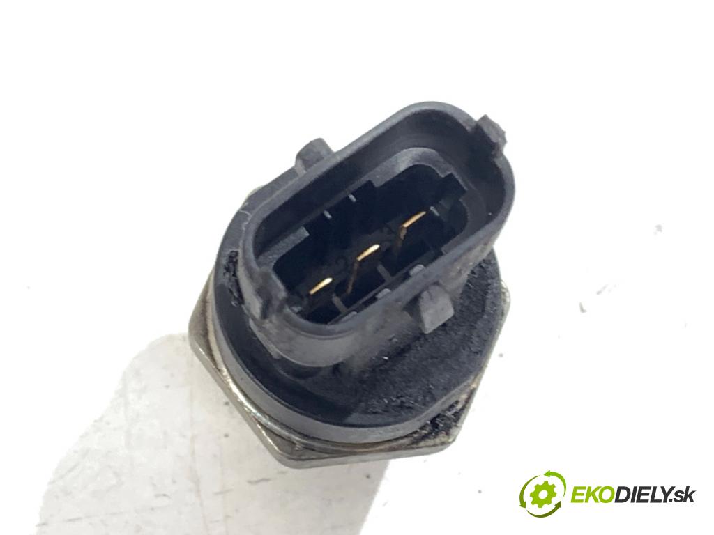 ALFA ROMEO 159 sedan 2006 110 kW 1.9 JTDM 16V (939AXC1B, 939AXC12) 1910 Snímač tlaku paliva 0281002706 (Snímač)