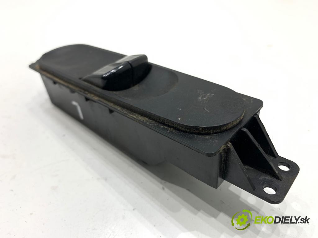 MERCEDES-BENZ W639 Autobus 2006 80 kW 111 CDI (639.701, 639.703, 639.705) 2148 Prepínač okien  (Prepínacie páčky pod volantom)