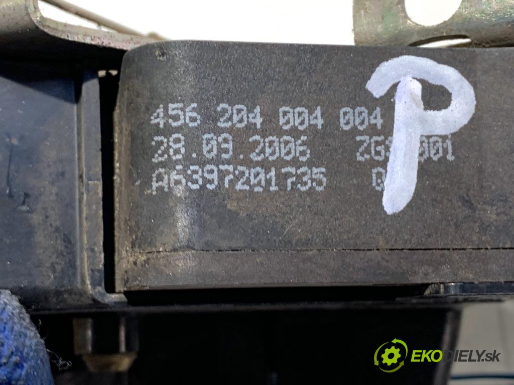 MERCEDES-BENZ W639 Autobus 2006 80 kW 111 CDI (639.701, 639.703, 639.705) 2148 zámok Dvere pravy predný A6397201735