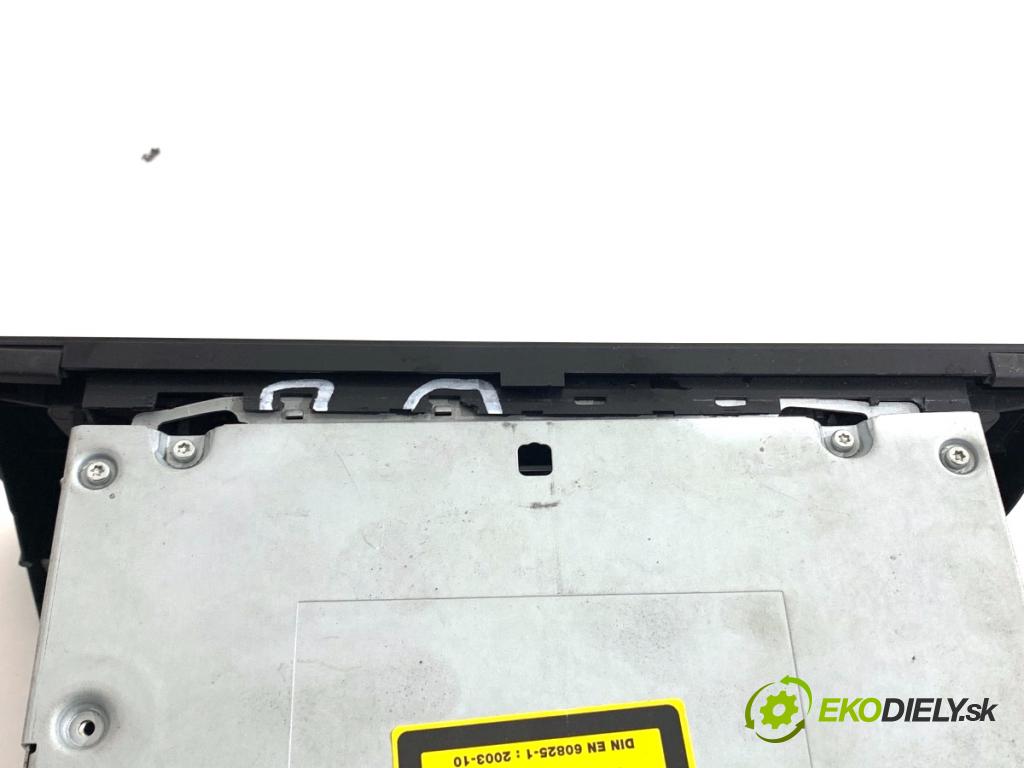 AUDI Q5 8R SUV 2010 125 kW 2.0 TDI quattro 1968 Menič CD 8T1035652G (CD menič)