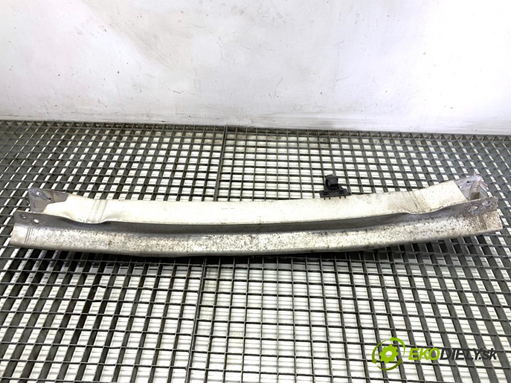 AUDI Q5 8R SUV 2010 125 kW 2.0 TDI quattro 1968 výztuha nárazníka zadní část 8R0807313A (Zadní výztuha)