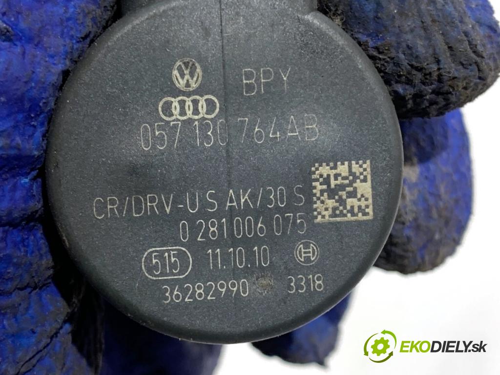 AUDI Q5 8R SUV 2010 125 kW 2.0 TDI quattro 1968 Regulátor tlaku paliva 057130764AB (Palivový systém ostatní)