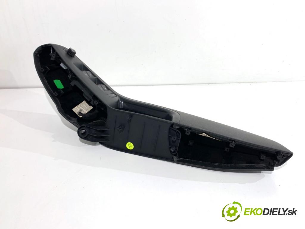 AUDI Q5 8R SUV 2010 125 kW 2.0 TDI quattro 1968 Prepínač okien 8R1867171 (Prepínacie páčky pod volantom)