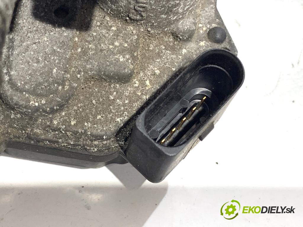 AUDI Q5 8R SUV 2010 125 kW 2.0 TDI quattro 1968 Škrtiaca klapka 03L128063K (Škrtiaca klapka)