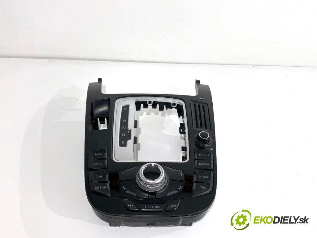 AUDI Q5 8R SUV 2010 125 kW 2.0 TDI quattro 1968 Panel ovládania radia 8T0919609WFX (Prepínacie páčky pod volantom)