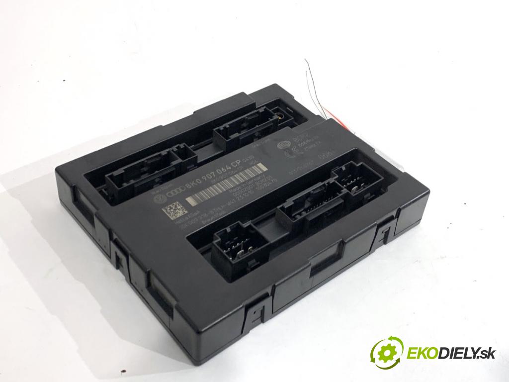 AUDI Q5 8R SUV 2010 125 kW 2.0 TDI quattro 1968 Modul komfortu 8K0907064CP (Modul komfortu)