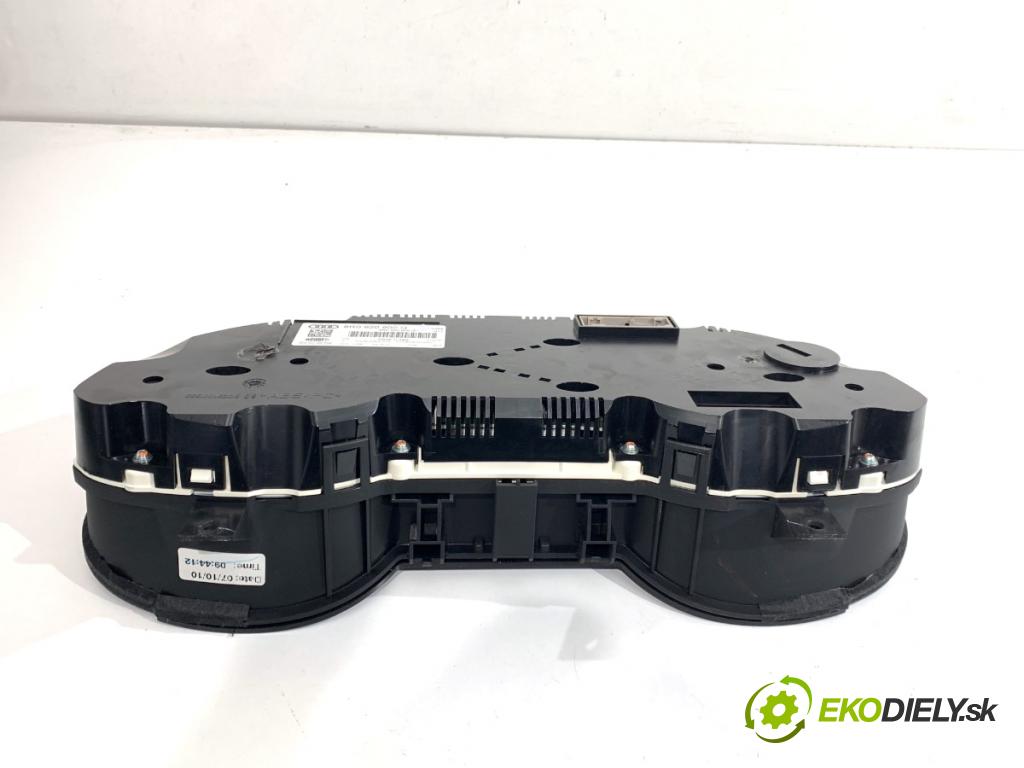 AUDI Q5 8R SUV 2010 125 kW 2.0 TDI quattro 1968 Prístrojovka 8R0920900Q (Prístrojová doska)