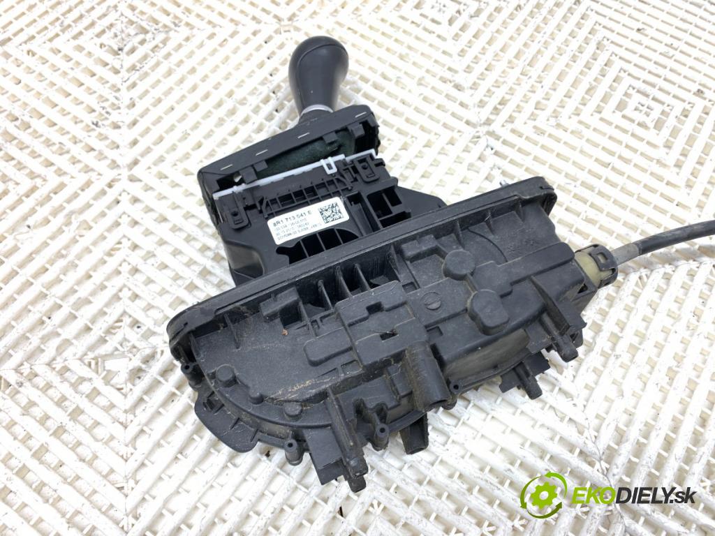 AUDI Q5 8R SUV 2010 125 kW 2.0 TDI quattro 1968 Kulisa 8R1713041E (Rýchlostná páka (kulisa))